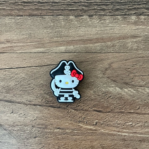 ✨Shoe Charms✨Hello Kitty Inspired Charms✨Shoe “Jibittz”✨ - Picture 6 of 9